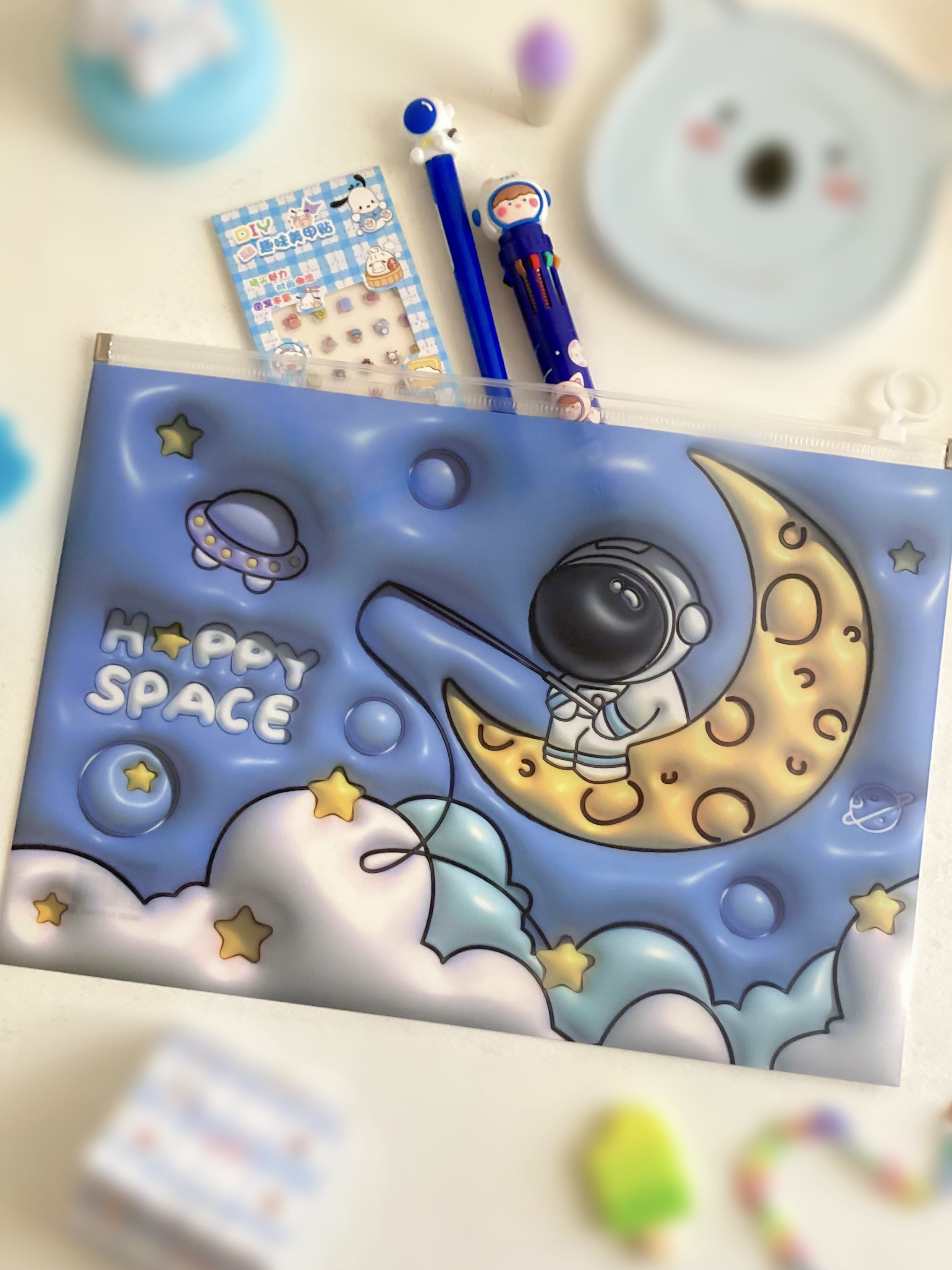 پوشه زیپی فضانوردA4